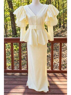 Vintage Handmade Ivory Wedding Dress – Dramatic Puff Sleeves, Peplum, Romantic